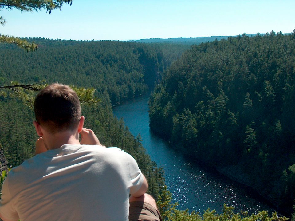 582199_10101262196215742_53372442_n